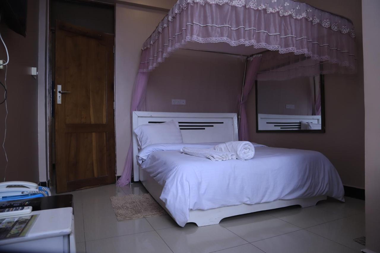 B10 Airport Lodge Dar es Salaam Exterior photo