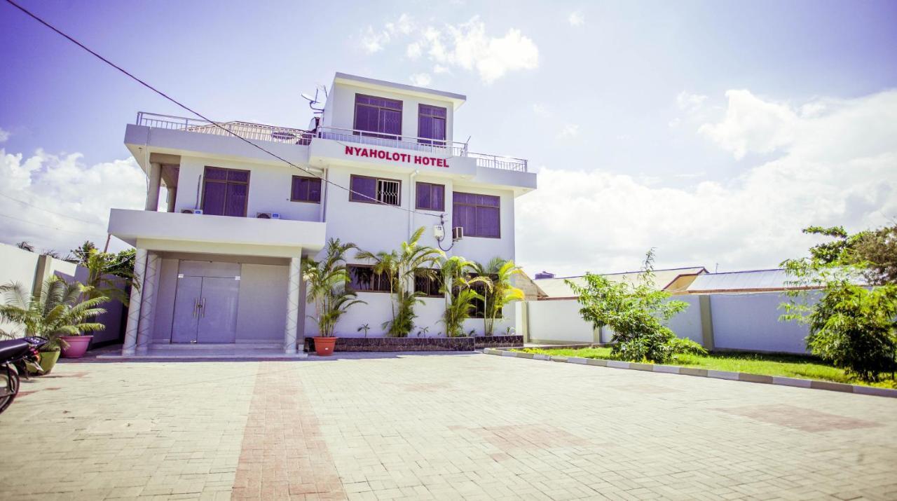 B10 Airport Lodge Dar es Salaam Exterior photo